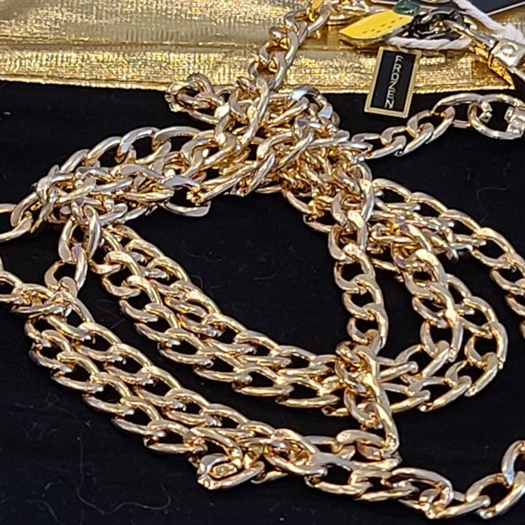 Crossbody Handbag Chain! Small Cuban Link ~ Beautiful! - Picture 3 of 4